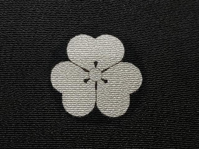 平和屋着物■豪華黒留袖　駒刺繍　尾長鳥立波花文　金彩　正絹　逸品　CABM2118xe
