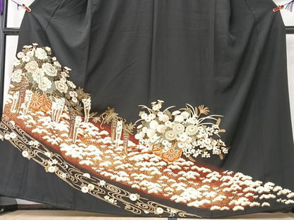 平和屋着物■豪華黒留袖　花車文　金彩　正絹　逸品　CABM2129xe