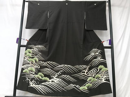 平和屋着物■豪華黒留袖　立波浜松文　金彩　正絹　逸品　CABM2138xe