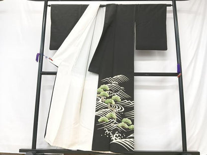 平和屋着物■豪華黒留袖　立波浜松文　金彩　正絹　逸品　CABM2138xe