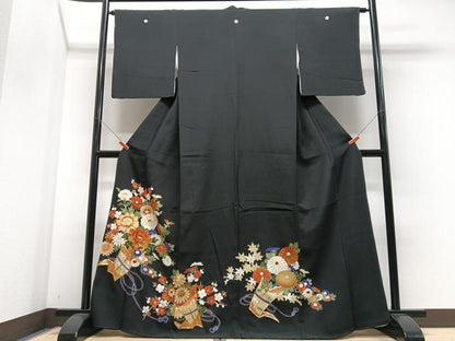 平和屋着物■豪華黒留袖　駒刺繍　花籠文　金銀彩　正絹　逸品　CABM2238xe