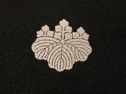 平和屋着物■豪華黒留袖　駒刺繍　流水草花文　金彩　正絹　逸品　CABM2268xe