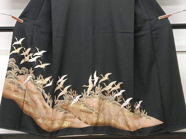平和屋着物■豪華黒留袖　駒刺繍　飛鶴松文　正絹　逸品　CABM2394xe