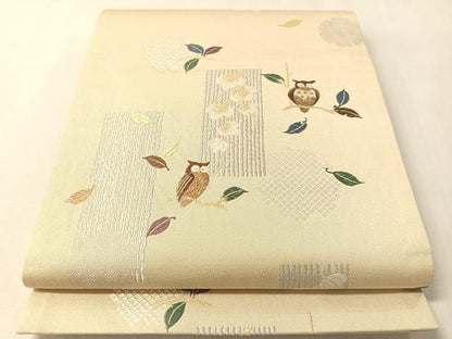 平和屋着物●六通柄袋帯　唐織　ミミズク　金糸　さが美扱い　正絹　逸品　CABM2893vp