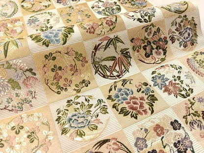 平和屋着物●西陣の老舗　1782年創業　山下織物　六通柄袋帯　唐織　市松取式花の丸　金糸　正絹　逸品　CABM2947vp