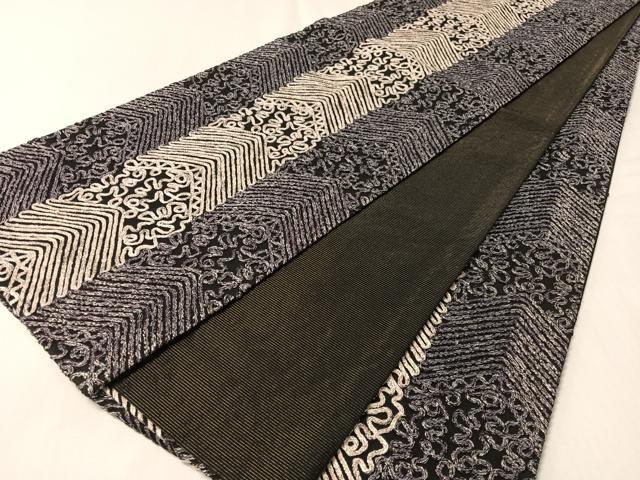 平和屋着物●染織デザイナー　堀口無月 　MUGETSU　チュール織　全通柄袋帯　黒地　金糸　正絹　逸品　CABM2954vp