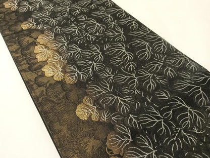平和屋着物●六通柄袋帯　枝葉尽くし　黒地　金銀糸　鈴乃屋扱い　正絹　逸品　未使用　CABM3019vp