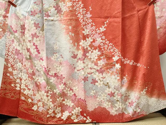 平和屋着物●豪華振袖　流水枝花文　暈し染め　金彩　正絹　逸品　CABM3670yc