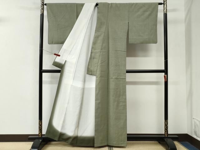 平和屋着物●本場結城紬　重要無形文化財　色無地　山葵色　正絹　逸品　CABM3679yc