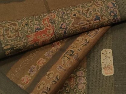 平和屋着物●創業140年　小糸染芸の四代目　小糸敏夫　小紋　紬地　吉祥花唐草間道　正絹　逸品　CABM3721yc