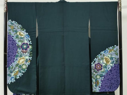 平和屋着物●世界的ファッションデザイナー　山本寛斎　kansaiブランド　振袖　刺繍　草花文　金彩　正絹　逸品　CABM3733yc