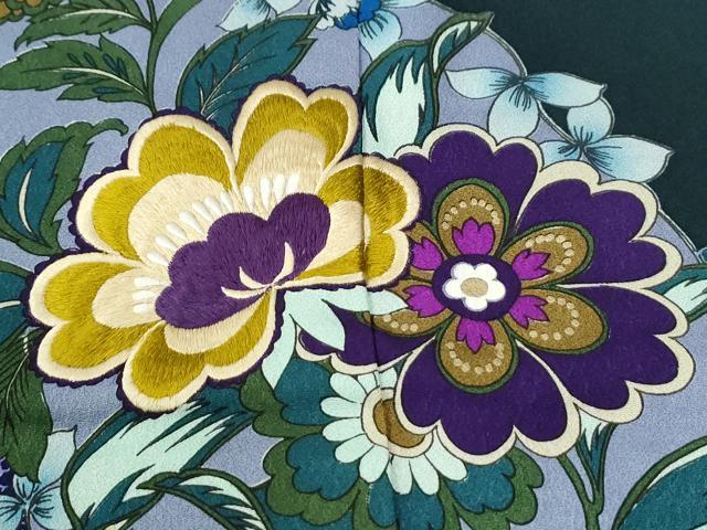 平和屋着物●世界的ファッションデザイナー　山本寛斎　kansaiブランド　振袖　刺繍　草花文　金彩　正絹　逸品　CABM3733yc