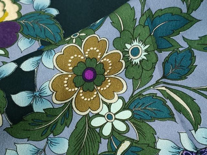 平和屋着物●世界的ファッションデザイナー　山本寛斎　kansaiブランド　振袖　刺繍　草花文　金彩　正絹　逸品　CABM3733yc