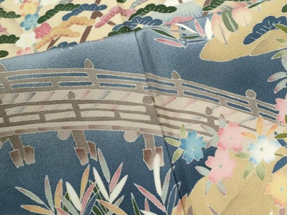 平和屋着物●本加賀友禅作家　鶴見保次　黒留袖　樹林渡り橋風景文　暈し染め　正絹　逸品　CABM3781yc