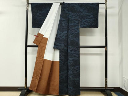平和屋着物●結城紬　100亀甲　流水籬花文　正絹　逸品　未使用　CABM3839yc
