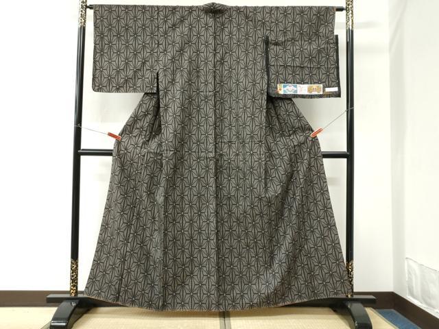 平和屋着物●本場大島紬　7マルキ　麻の葉文様　武島トヨ子作　証紙付き　正絹　逸品　未使用　CABM3881yc