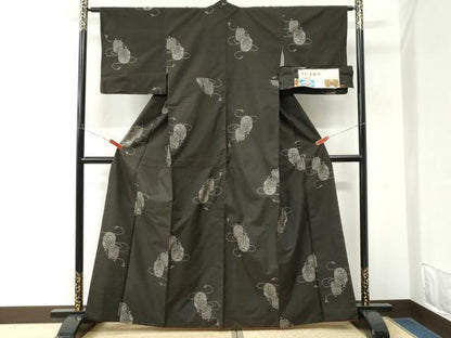 平和屋着物●本場大島紬　9マルキ　泥染め　地空き　仕覆風景文　久仁多加作　平田絹織物謹製　証紙付き　正絹　逸品　未使用　CABM3887yc