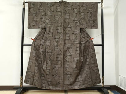 平和屋着物●本場大島紬　7マルキ　色紙重ね吉祥文　正絹　逸品　CABM3921yc