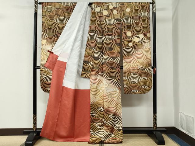 平和屋着物●豪華振袖　駒刺繍　立波舞桜文　暈し染め　金彩　正絹　逸品　CABM3964yc