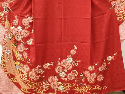 平和屋着物●豪華振袖　駒刺繍　流水鬘帯鴛鴦枝梅文　金彩　三越扱い　正絹　逸品　CABM3989yc