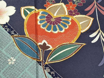 平和屋着物●世界的ファッションデザイナー　山本寛斎　kansaiブランド　振袖　駒刺繍　笹竹橘舞桜文　金彩　正絹　逸品　CABM3990yc