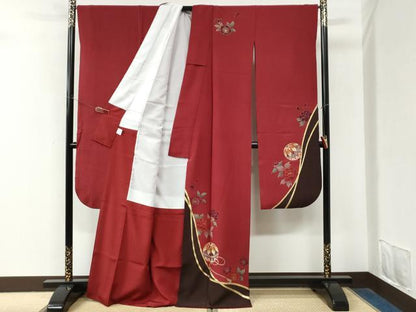 平和屋着物●豪華振袖　駒刺繍　毬牡丹舞桜文　金彩　京都きもの友禅扱い　正絹　逸品　CABM3996yc
