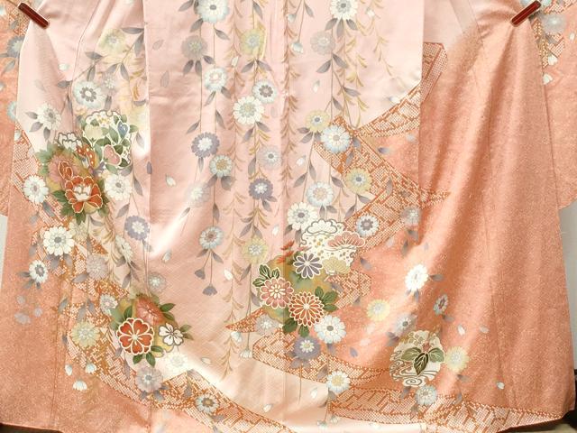 平和屋着物●豪華振袖　駒刺繍　雪輪花蝶文　金彩　正絹　逸品　CABM3998yc