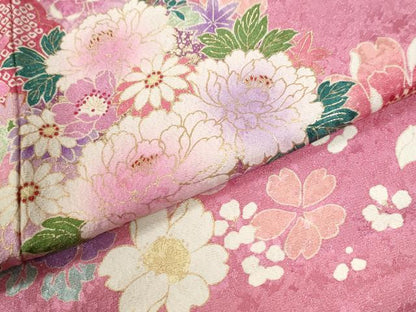平和屋着物●豪華振袖　駒刺繍　牡丹舞花文　暈し染め　金通し地　正絹　逸品　CABM4005yc