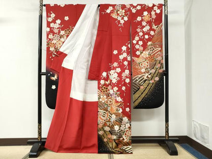 平和屋着物●豪華振袖　駒刺繍　立波舞蝶舞桜文　暈し染め　金彩　正絹　逸品　CABM4047yc