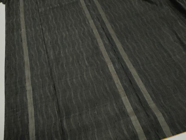 平和屋着物●紅花紬　米沢　新田秀次　紅梅五倍子染　銀嶺　よろけ縞　反端付き　正絹　逸品　CABM4059yc