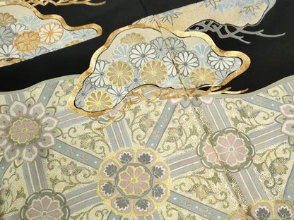 平和屋着物●豪華黒留袖　駒刺繍　松吉祥花唐草文　金彩　正絹　逸品　CABM4081yc
