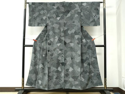 平和屋着物●江戸小紋　寄せ小紋柄　黒地　ますいわ屋扱い　正絹　逸品　CABM4088yc
