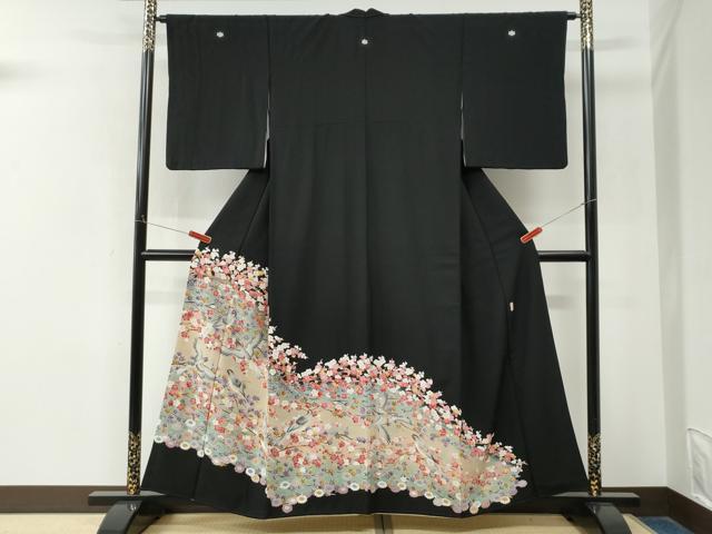 平和屋着物●豪華黒留袖　友禅　作家物　飛鳥枝梅花文　暈し染め　正絹　逸品　CABM4126yc