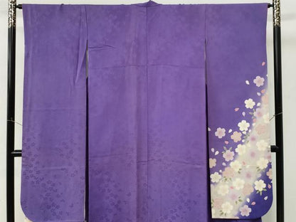 平和屋着物●豪華振袖　駒刺繍　毬舞桜文　暈し染め　金彩　正絹　逸品　CABM4172yc