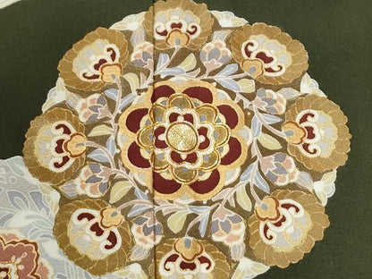 平和屋着物●色留訪問着　作家物　駒刺繍　飛鳥花唐草文　金彩　正絹　逸品　CABM4201yc
