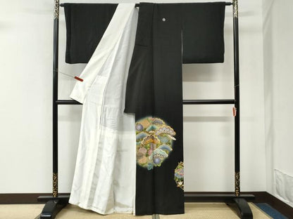 平和屋着物●豪華黒留袖　駒刺繍　松花丸文　暈し染め　金糸　小田急百貨店扱い　正絹　逸品　CABM4289yc