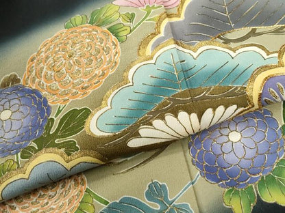 平和屋着物●豪華黒留袖　駒刺繍　松花丸文　暈し染め　金糸　小田急百貨店扱い　正絹　逸品　CABM4289yc