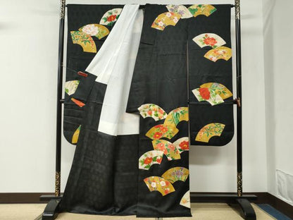 平和屋着物●豪華振袖　刺繍　地紙枝花文　黒地　金彩　正絹　逸品　CABM4290yc