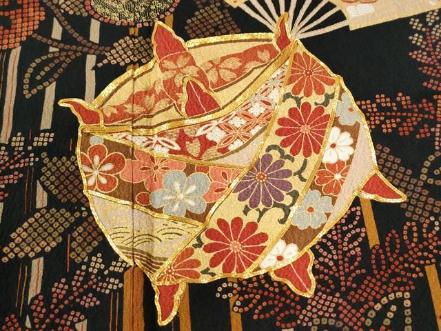 平和屋着物●豪華振袖　駒刺繍　糸巻き扇面橘花文　黒地　金彩　正絹　逸品　CABM4311yc