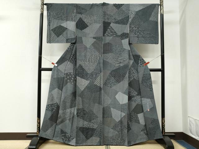 平和屋着物●小紋師　北原寿永　江戸小紋　寄せ小紋柄　黒地　さが美扱い　正絹　逸品　CABM4316yc