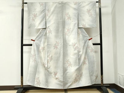 平和屋着物●本場大島紬　白大島　9マルキ　草花文　正絹　逸品　未使用　CABM4396yc