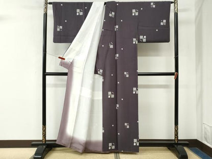 平和屋着物●上質な小紋　市松兎吉祥文　正絹　逸品　CABM4451yc