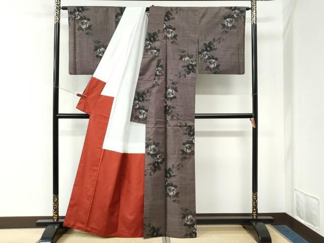 平和屋着物●都喜ヱ門　本場大島紬　9マルキ　泥染め　総絣　野の歳時記　藤絹織物謹製　証紙付き　正絹　逸品　CABM4553yc