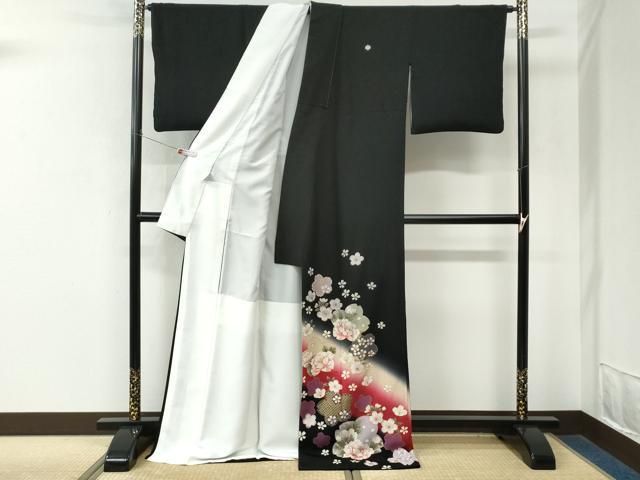平和屋着物●豪華黒留袖　牡丹舞桜文　暈し染め　金彩　ロング丈　正絹　逸品　CABM4609yc