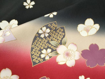 平和屋着物●豪華黒留袖　牡丹舞桜文　暈し染め　金彩　ロング丈　正絹　逸品　CABM4609yc