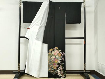 平和屋着物●豪華黒留袖　流水陶器牡丹花文　金彩　正絹　逸品　CABM4621yc