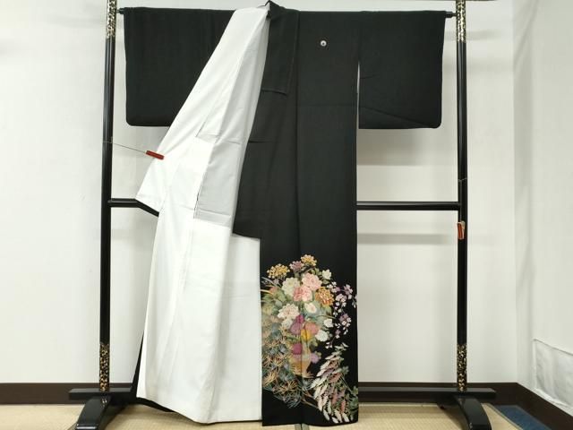 平和屋着物●豪華黒留袖　流水陶器牡丹花文　金彩　正絹　逸品　CABM4621yc