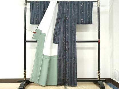 平和屋着物●上質な小紋　紬地　枝花間道　高島屋扱い　正絹　逸品　CABM4625yc