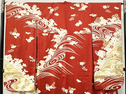 平和屋着物●豪華振袖　駒刺繍　流水枝梅文　金彩　正絹　逸品　CABM4634yc