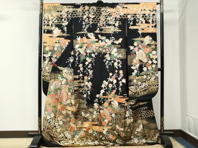 平和屋着物●豪華振袖　流水花蝶文　黒地　金彩　正絹　逸品　CABM4671yc